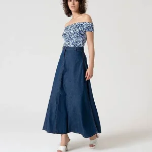 Falda con vuelo y botón y cremallera Azul- Surkana