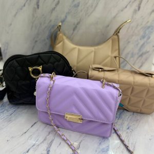 Cartera para damas en descuento.