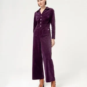 Mono entallado de pana con escote pico – Surkana