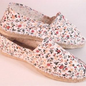 Alpargatas de esparto con estampado de flores