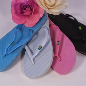 Chanclas en colores lisos