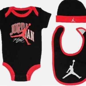 NIKE – Jordan Set 3 Piezas Bebé 6-12M Body Babero Gorro Negro Rojo Jumpman NJ0592-23